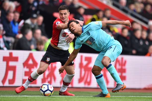 斯奈德稱傑倫約翰遜具備接球前閱讀場上形勢並迅速做出決策的能力.