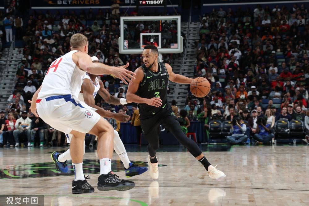 [亚冬会]盛海鹏获自由式滑雪男子U型场地技巧亚军.